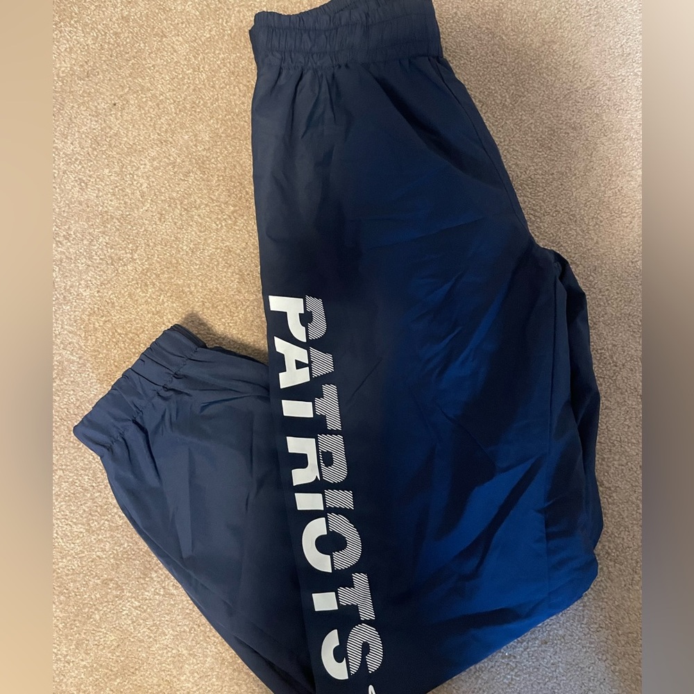 Official New Era New England Patriots NFL Windbreaker Pants - brand new!